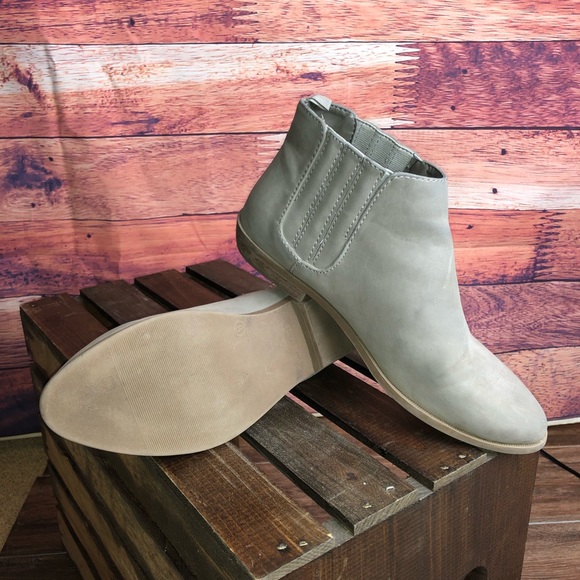 GAP Shoes - Gap Tan Ankle Boots